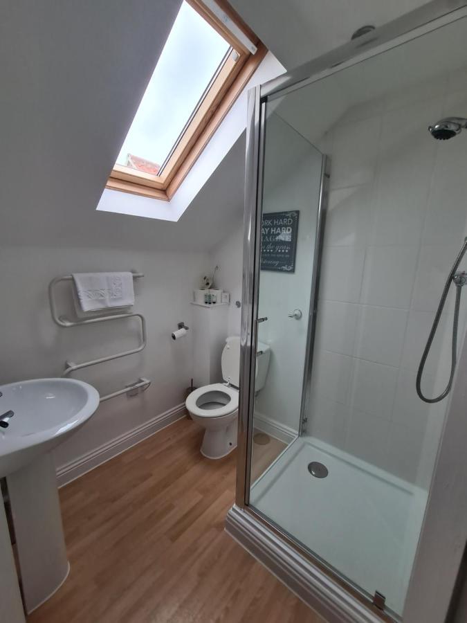 The Courtyard Rooms Welburn Екстер'єр фото